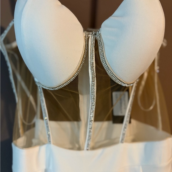 NanaMacs Chic White Jumpsuit - Picture 3 of 9